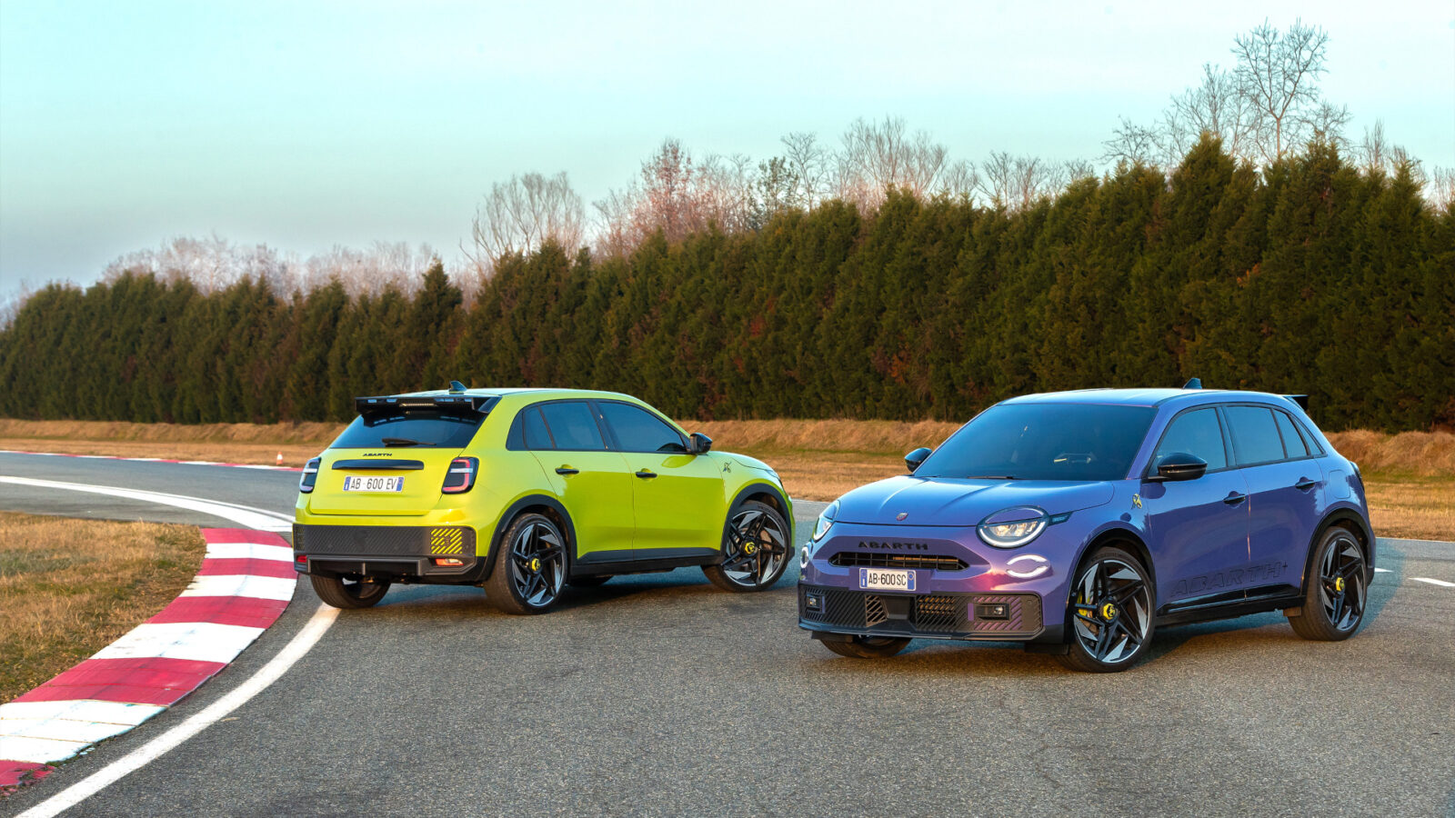 Le Abarth 600e Turismo e Scorpionissima