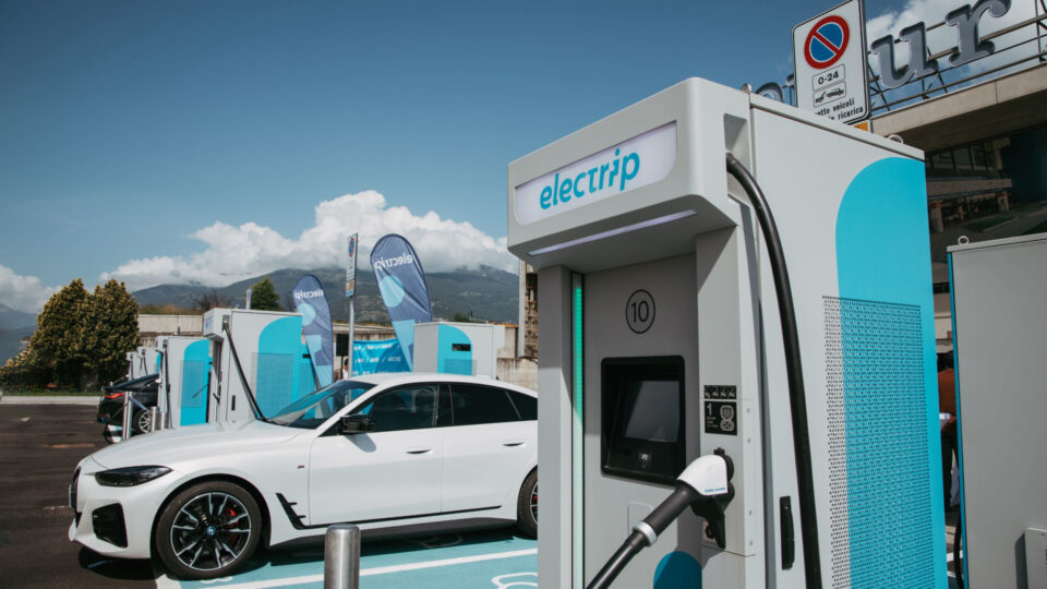 La nuova stazione di ricarica di Electrip a Pollein