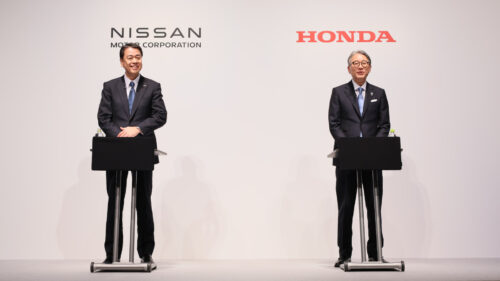 Makoto Uchida, presidente e Ceo di Nissan e Toshihiro Mibe, direttore di Honda