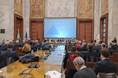 Un momento della riunione del 14 marzo del tavolo automotive al Ministero delle imprese e del made in Italy