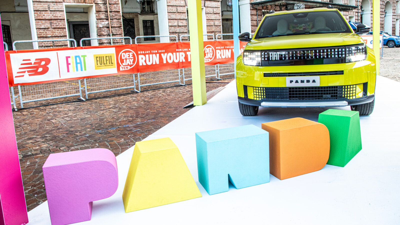 La Fiat Grande Panda alla Deejay ten a Torino