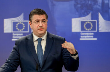 Apostolos Tzitzikostas, commissario europeo per i trasporti sostenibili e il turismo