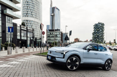 La Volvo EX30 a Milano