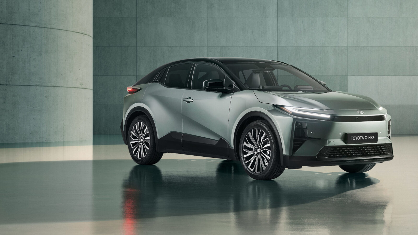 La nuova Toyota C-HR+ totalmente elettrica
