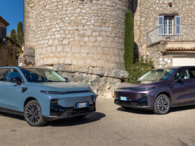 Il SUV Leapmotor B10 nella presentazione a Cannes