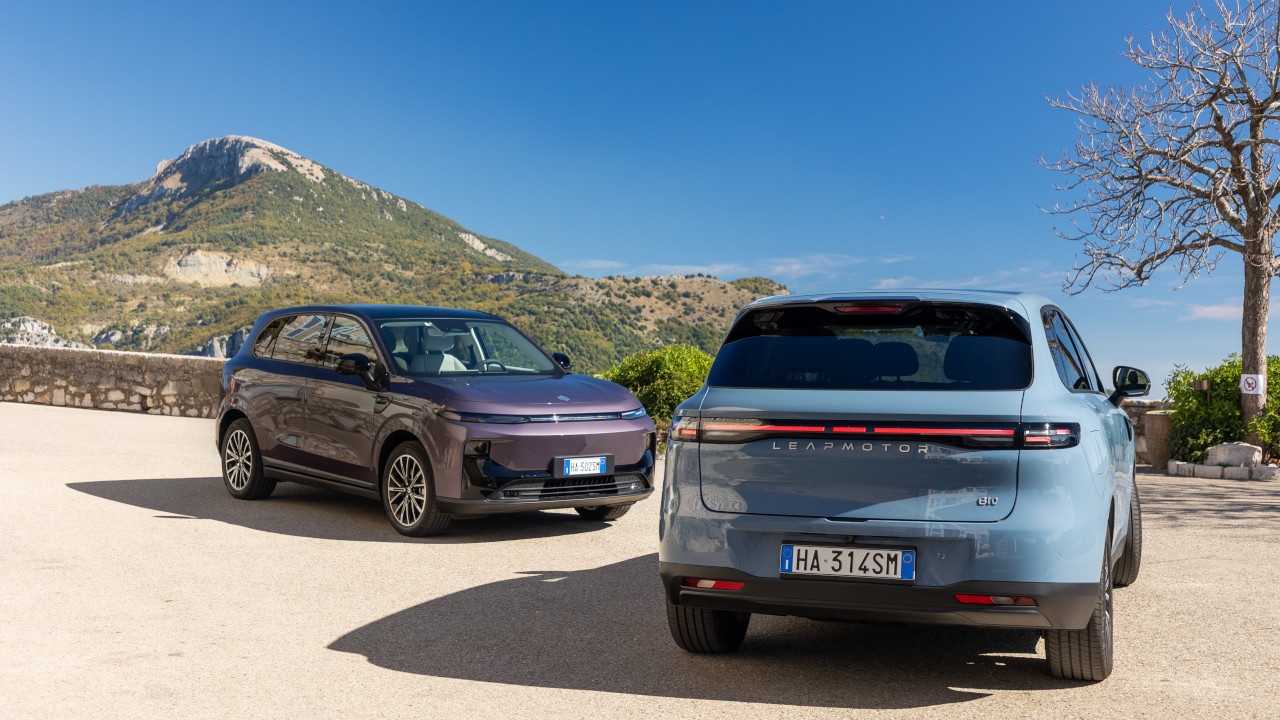 Il retro del SUV Leapmotor B10 a Cannes