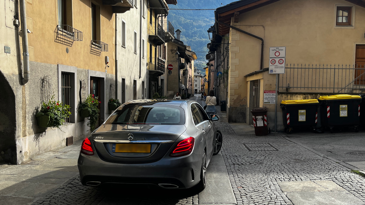 Un accesso alla ZTL di Aosta