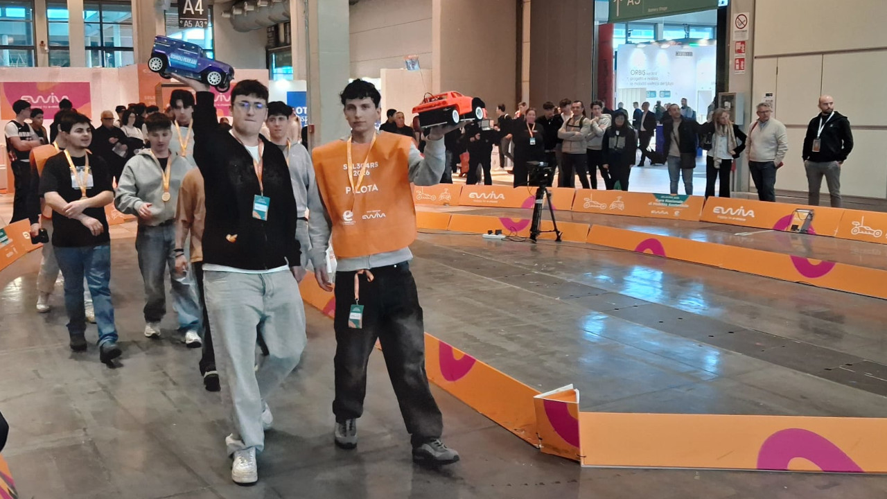 Gli dtudenti dell'ISILTeP di Verrès impegnati nelle competizioni 'SEL3C4RS' alla 'KEY Expo' di Rimini